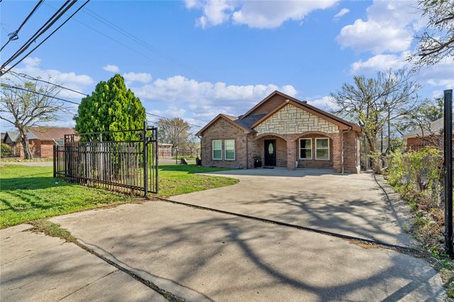 3022 Loving Avenue, Fort Worth, TX 76106