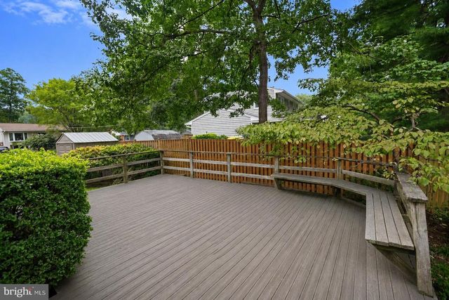 8308 MCNEIL ST, Vienna, VA 22180