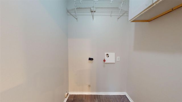 2139 Middle Creek Drive, Houston, TX 77339