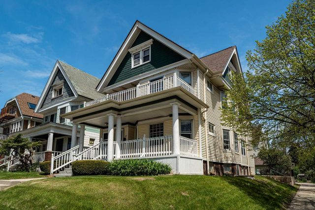 2600 N Humboldt BOULEVARD, Milwaukee, WI 53212