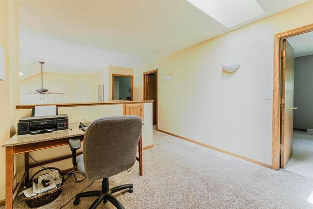 2355 HICKORY COURT, Oshkosh, WI 54901