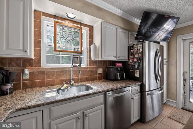 123 LA COSTA DR, Blackwood, NJ 08012