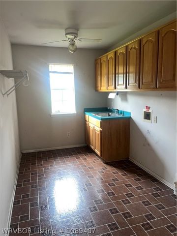 1906 N 47th Street, Fort Smith, AR 72904