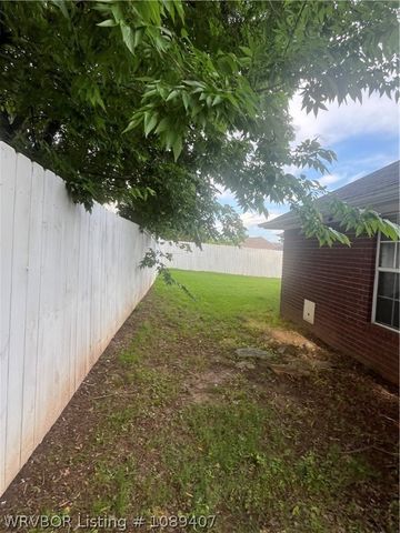 1906 N 47th Street, Fort Smith, AR 72904