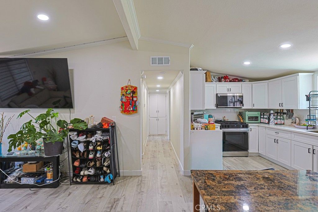 11912 Arthur, Anaheim, CA 92804 — photo 5