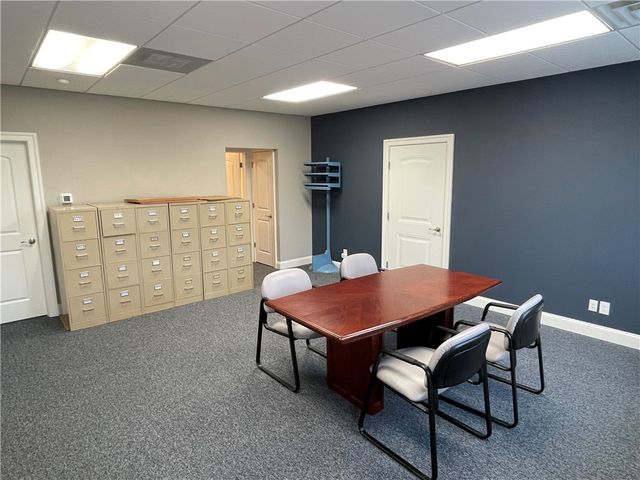 270 S Main St, Canandaigua-city, NY 14424