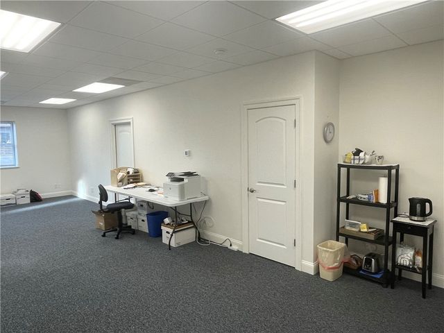 270 S Main St, Canandaigua-city, NY 14424