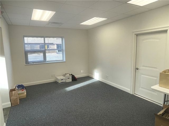 270 S Main St, Canandaigua-city, NY 14424