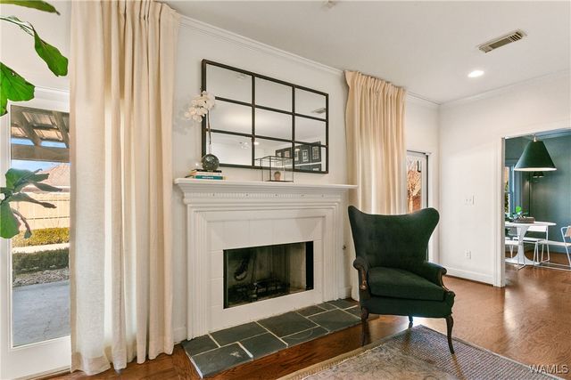 1585 Greystone, Tuscaloosa, AL 35406