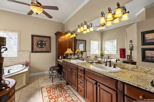 675 San Marcos, New Braunfels, TX 78132