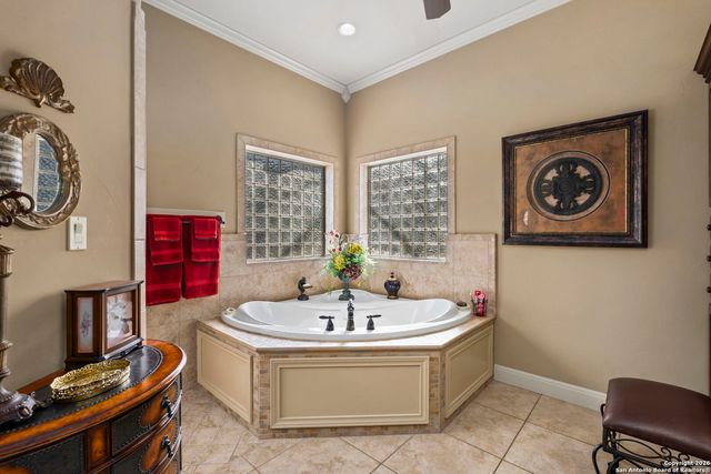 675 San Marcos, New Braunfels, TX 78132