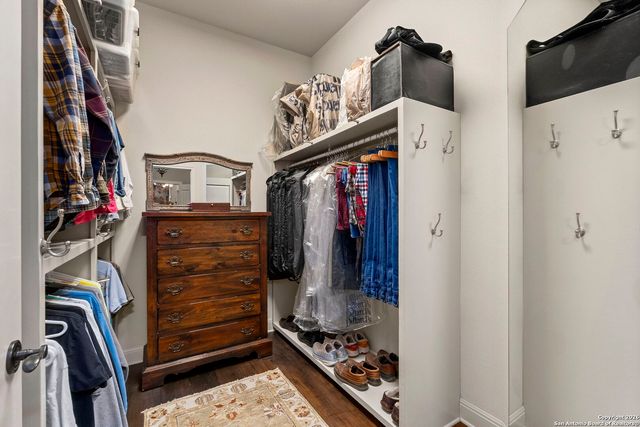 675 San Marcos, New Braunfels, TX 78132