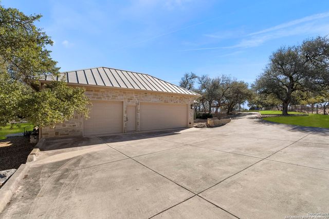 675 San Marcos, New Braunfels, TX 78132