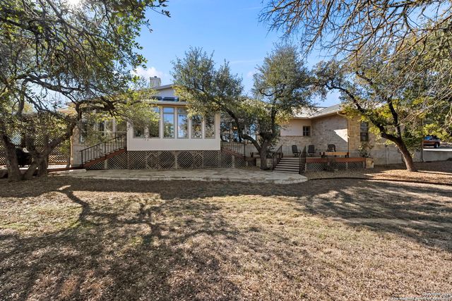 675 San Marcos, New Braunfels, TX 78132
