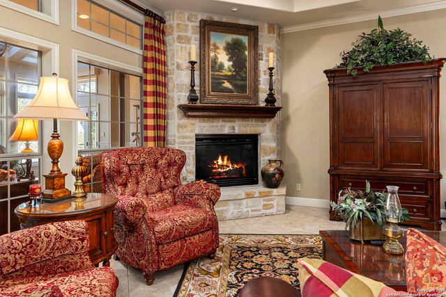 675 San Marcos, New Braunfels, TX 78132