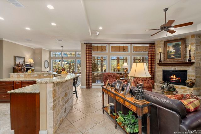 675 San Marcos, New Braunfels, TX 78132