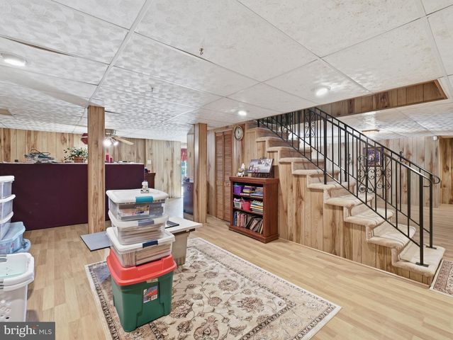 2606 RIDGE RD S, Martinsburg, WV 25403