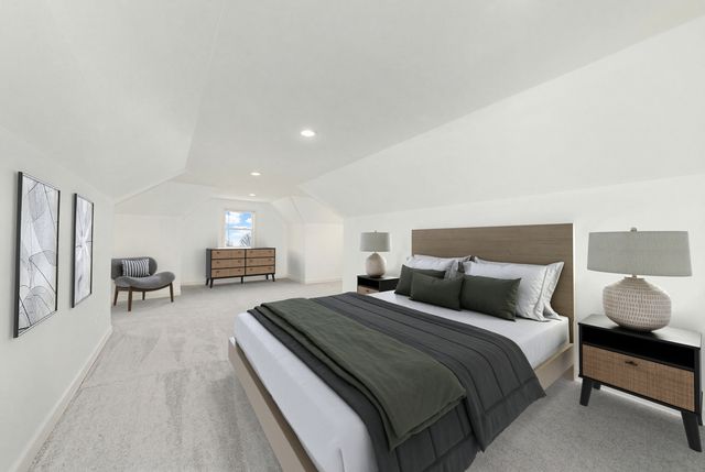 5158 W Carmen Avenue W, Chicago, IL 60630