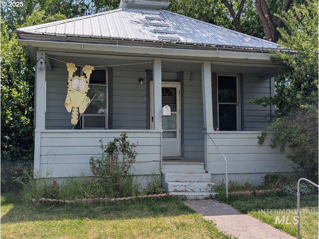 1516 Monroe Ave, La Grande, OR 97850