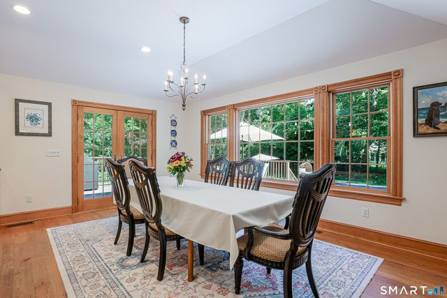 21 Geneva Road, Norwalk, CT 06850