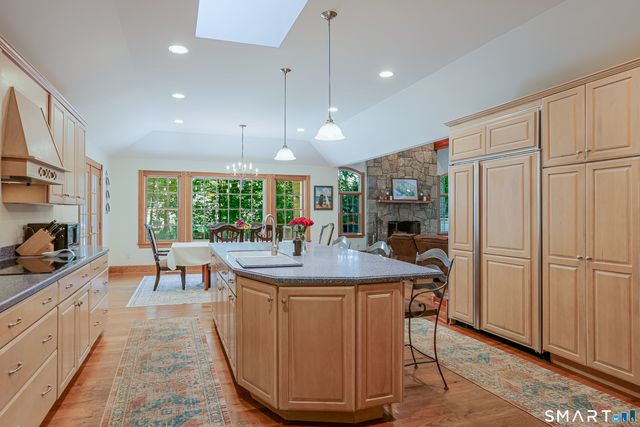 21 Geneva Road, Norwalk, CT 06850