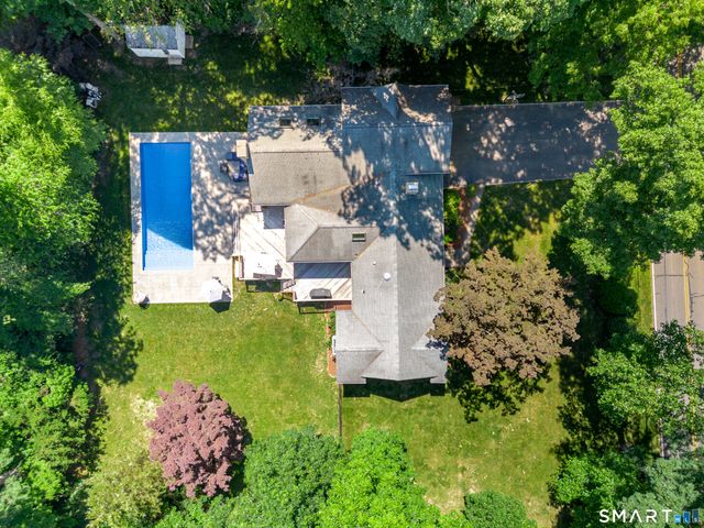 21 Geneva Road, Norwalk, CT 06850