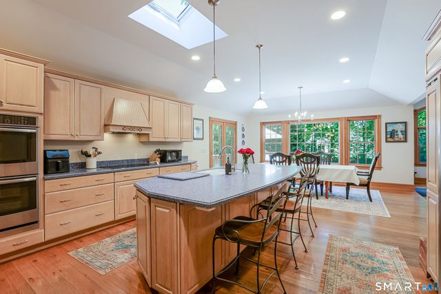 21 Geneva Road, Norwalk, CT 06850