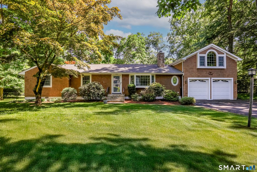 21 Geneva Road, Norwalk, CT 06850
