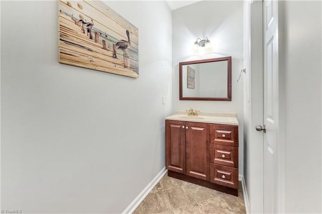 133 Kilbourne Drive, Advance, NC 27006