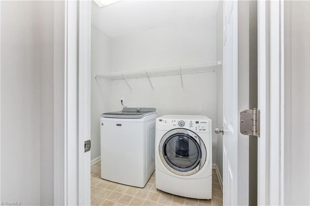 133 Kilbourne Drive, Advance, NC 27006