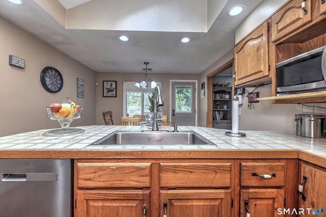 315 Buddington Road, Shelton, CT 06484