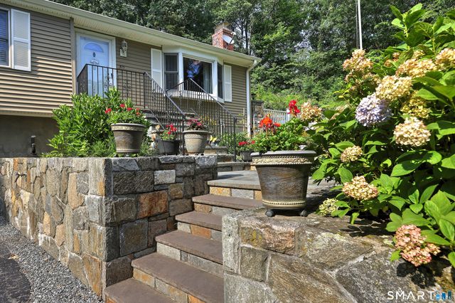 315 Buddington Road, Shelton, CT 06484