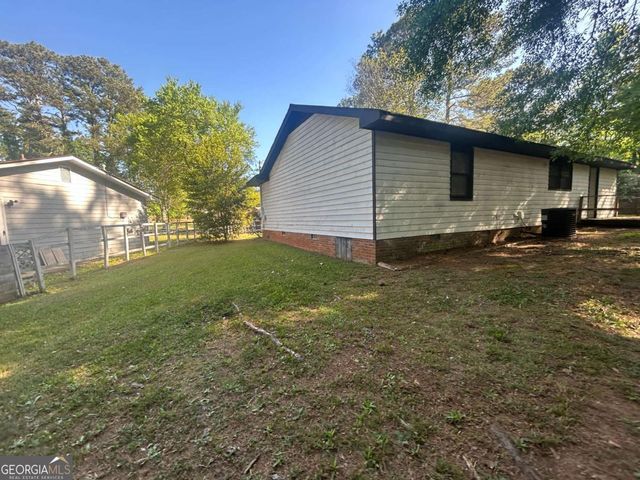9182 Bent Pine Court NE, Covington, GA 30014