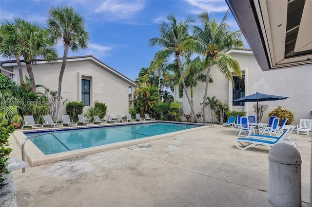 2689 NE 165th Street 56, North Miami Beach, FL 33160