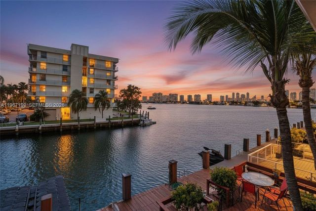 2689 NE 165th Street 56, North Miami Beach, FL 33160