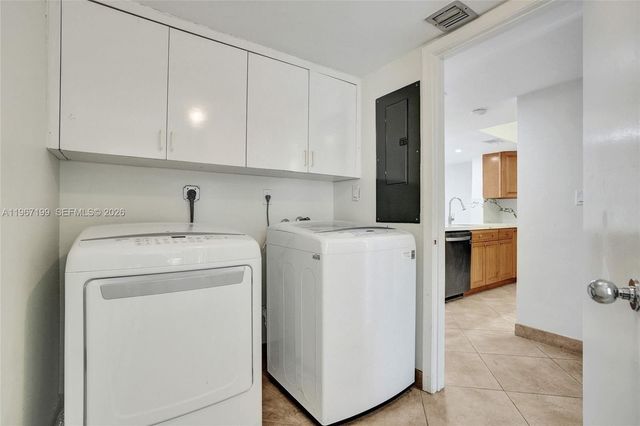 2689 NE 165th Street 56, North Miami Beach, FL 33160