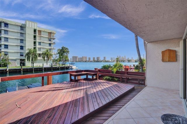2689 NE 165th Street 56, North Miami Beach, FL 33160