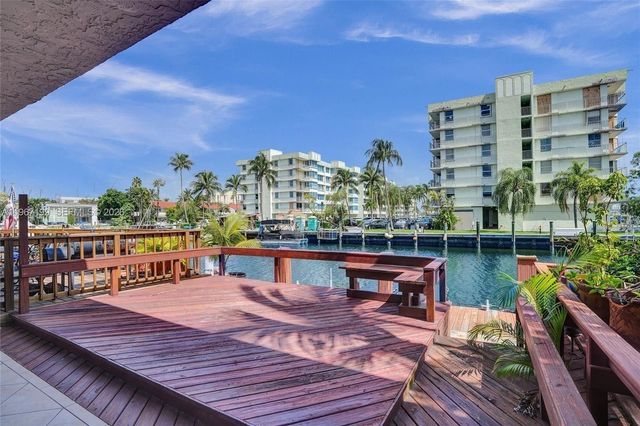 2689 NE 165th Street 56, North Miami Beach, FL 33160