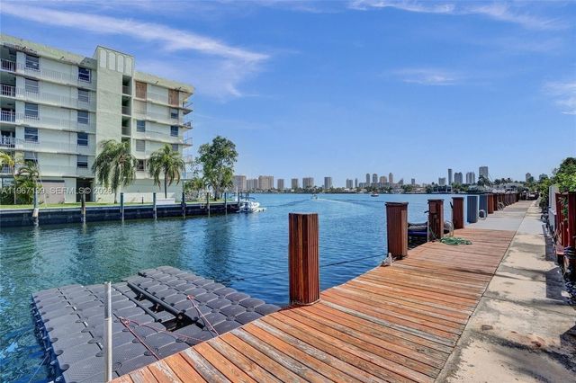 2689 NE 165th Street 56, North Miami Beach, FL 33160