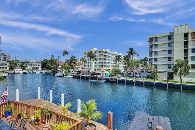 2689 NE 165th Street 56, North Miami Beach, FL 33160
