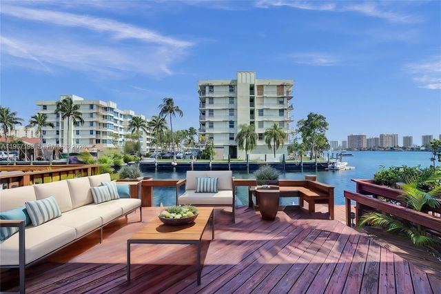 2689 NE 165th Street 56, North Miami Beach, FL 33160