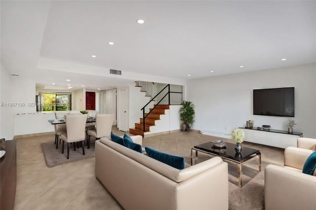 2689 NE 165th Street 56, North Miami Beach, FL 33160