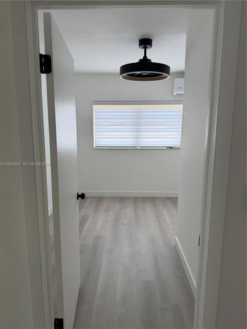 3230 SW 98th Ave 0, Miami, FL 33165