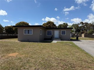 3230 SW 98th Ave 0, Miami, FL 33165