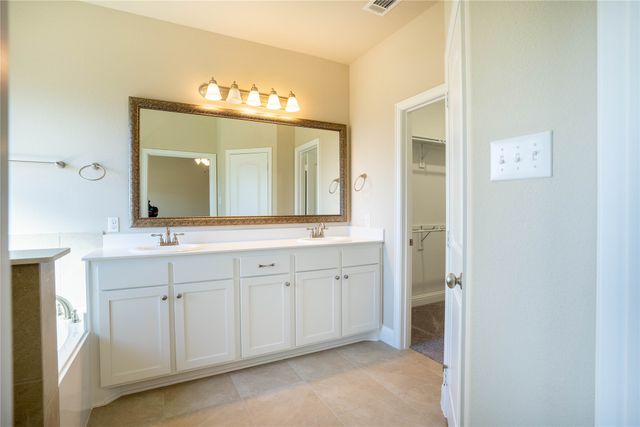 6819 Topaz Drive, Greenville, TX 75402