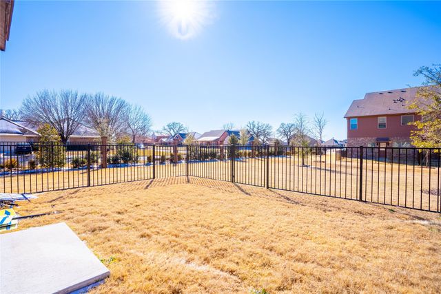 6819 Topaz Drive, Greenville, TX 75402
