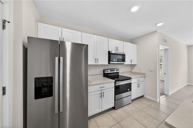 18546 Marlin Kite LN, North Fort Myers, FL 33917