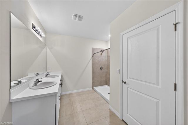 18546 Marlin Kite LN, North Fort Myers, FL 33917