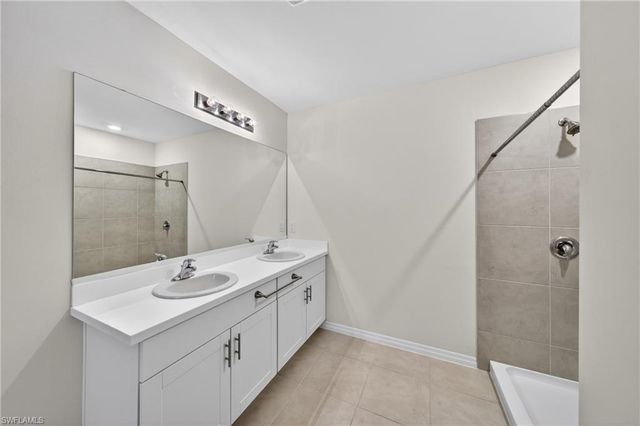 18546 Marlin Kite LN, North Fort Myers, FL 33917