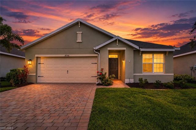 18546 Marlin Kite LN, North Fort Myers, FL 33917